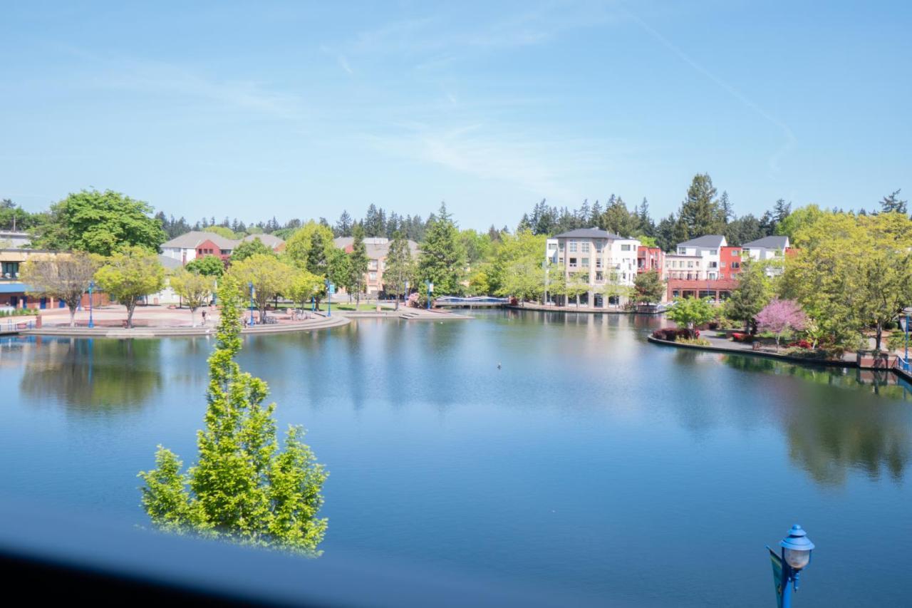 Century Hotel Tualatin Exterior photo